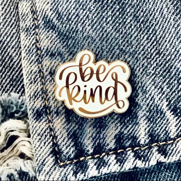 Be Kind Enamel Pin - Picture 4 of 5